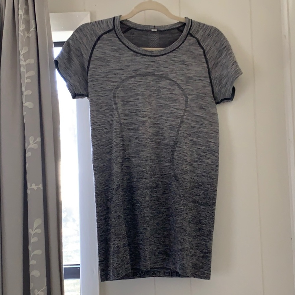 Swiftly Tech Short Sleeve